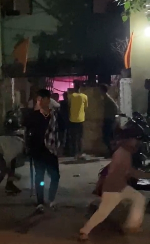 बिलासपुर/नही थम रहा अपराधियों का आतंक,,महिलाओं के घर घुसकर,,चाकू और लाठी बेल्ट से हमला,देखिए वीडियो